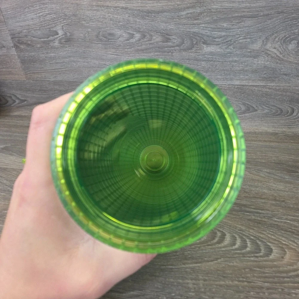 Starbucks Mountain Dew Green Venti Jelly Grid Tumbler W/Straw 24 oz 2022